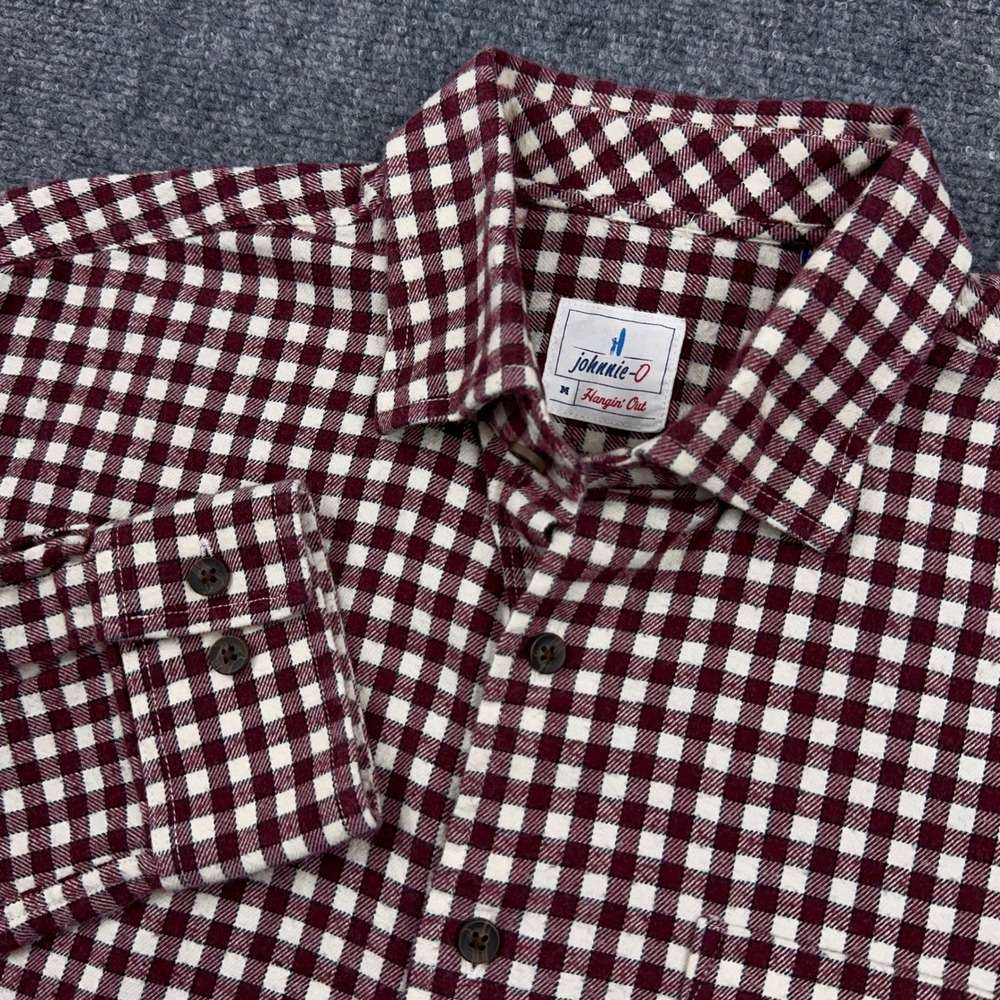 Johnnie-O Hyat Hangin Out Shirt Men M Malibu Red Gingham Check Button Up Flannel
